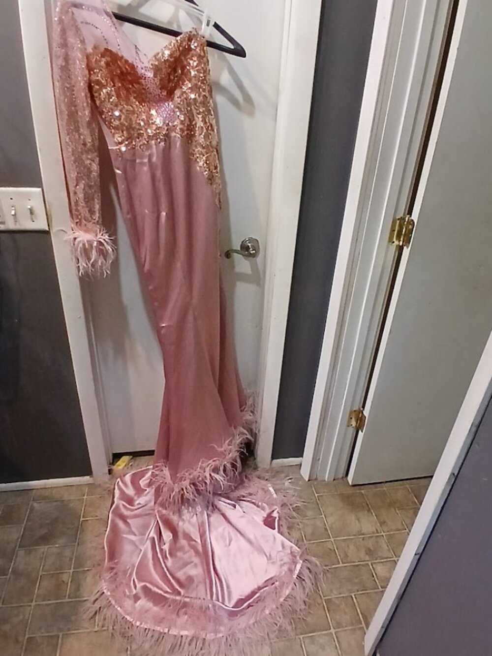 Pink Hebeos formal